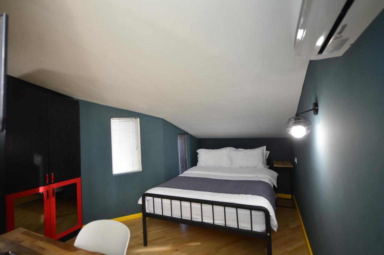 Boutique Hotel 27+ Tbilisi Exterior foto